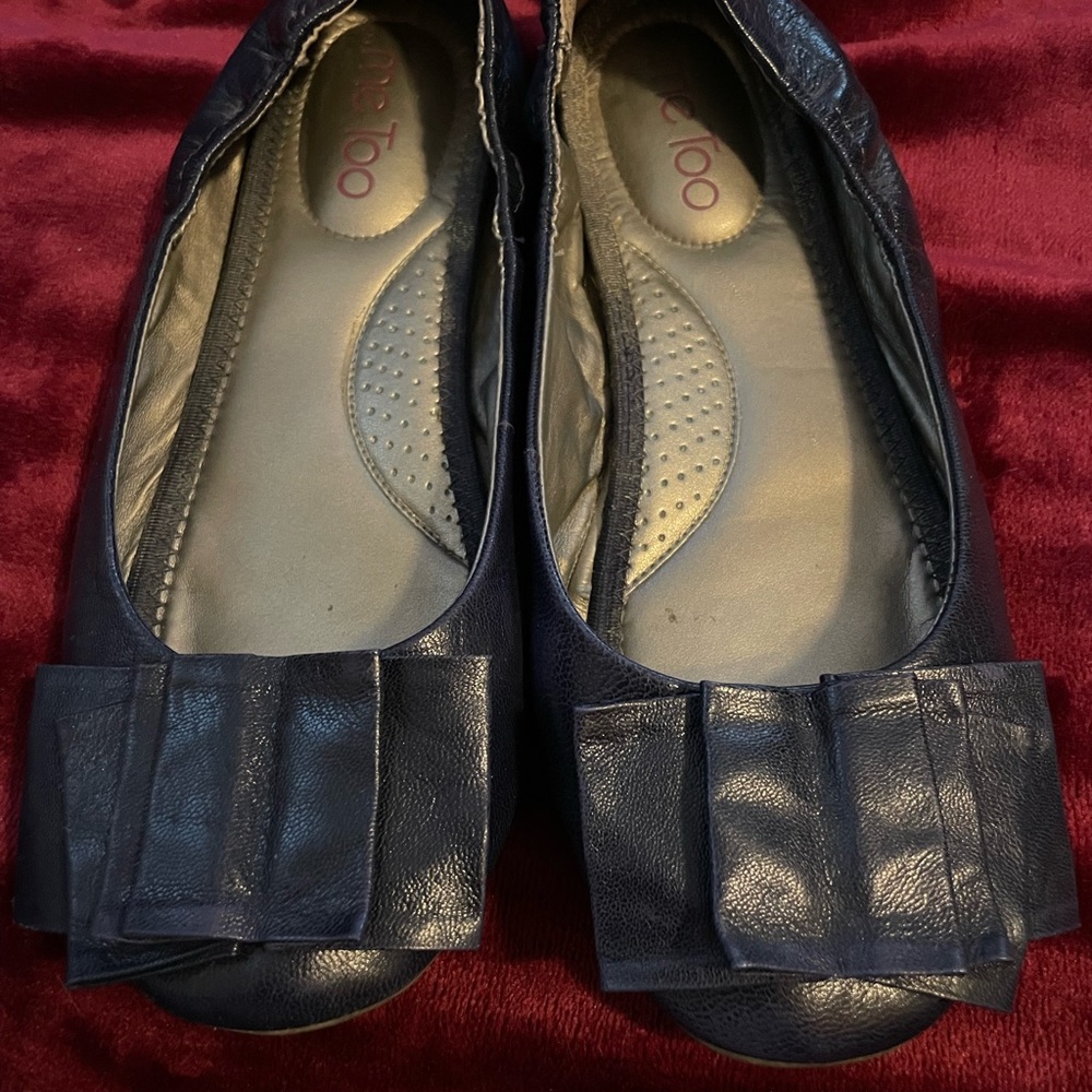 Me Too bowed flats